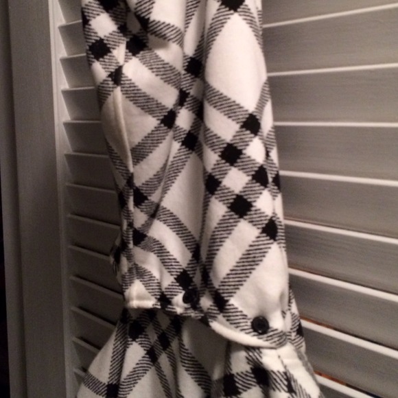 Plaid coat - Picture 4 of 4