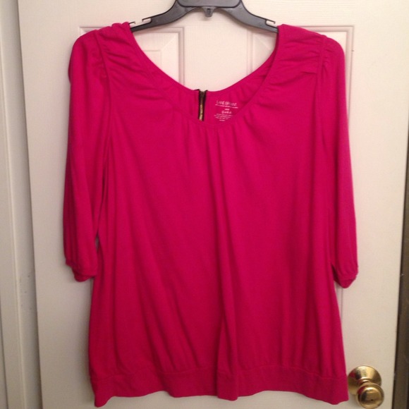 🎉🎉traded🎉🎉.  Super cute pink shirt