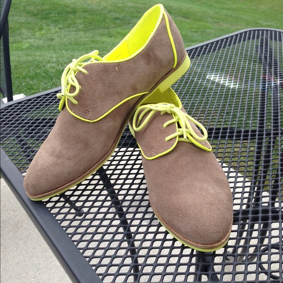 Unique oxfords!