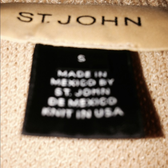 St. John's jacket. A MUST HAVE! - Picture 2 of 3