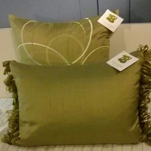 182 Designs Accent Pillows
