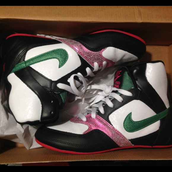 Nike Greco
