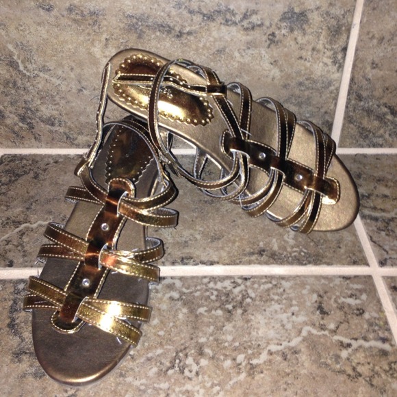 Bronze wedge sandals
