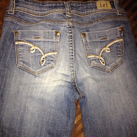 L.e.i. Jeans - Picture 2 of 4
