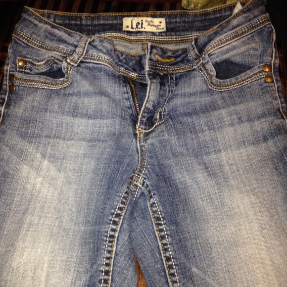 L.e.i. Jeans - Picture 4 of 4