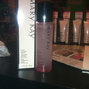 Mary Kay Oil-Free Makeup Remover