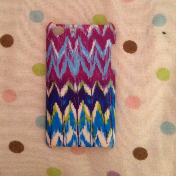 Two iPod touch 4th generation cases. - Picture 3 of 4