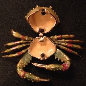 Beautiful jeweled crab trinket box