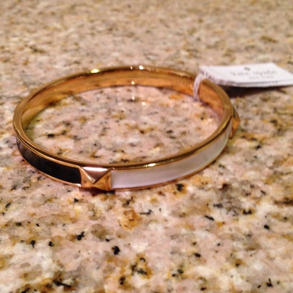 🚫SOLD🚫Kate Spade New York Locked In Bangle - Picture 4 of 4