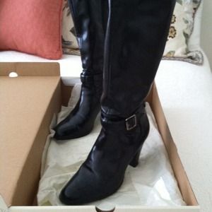 Black and Brown Leather Boots, and black scarf