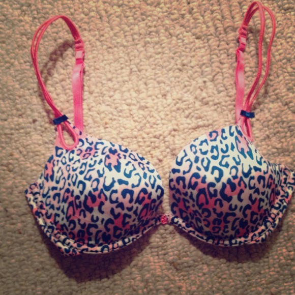 Victoria's Secret push up bra