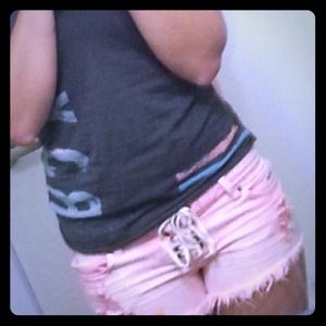 HOLD!! Adorable Billabong outfit!