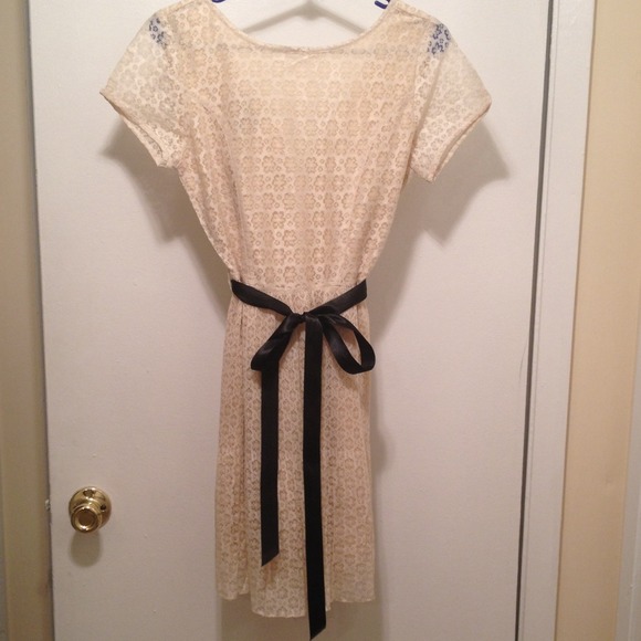 Lace Urban Outfitters dress