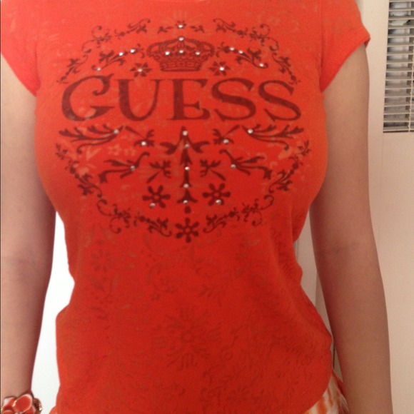 A cute and casual top and skirt!!😃 - Picture 3 of 4