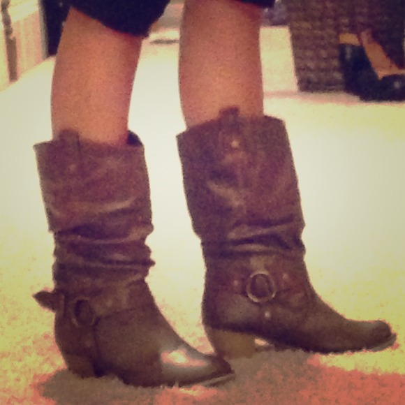 Mid calf brown boots with small heel