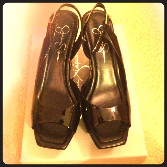Black Wedges