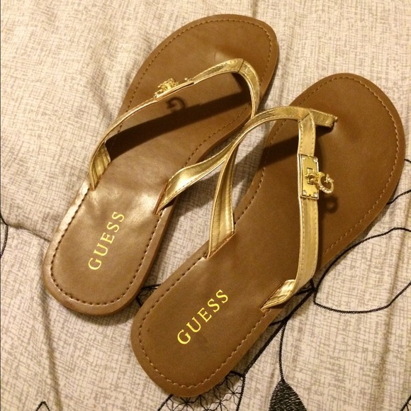 Guess Flip Flops