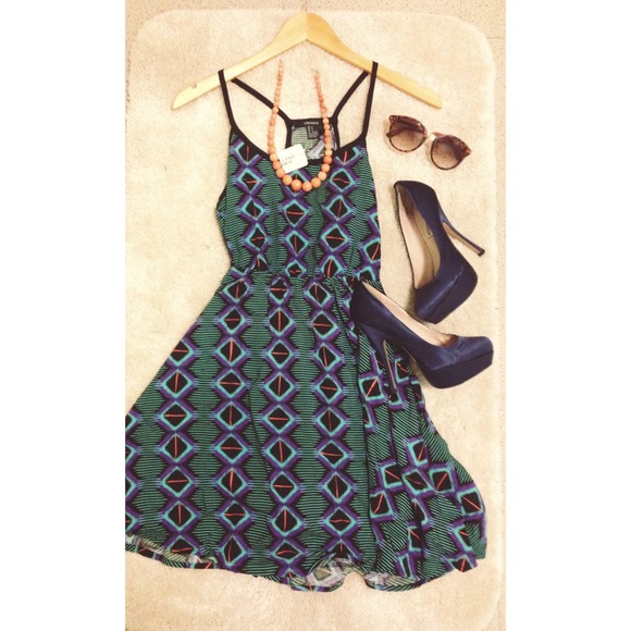 Dress!