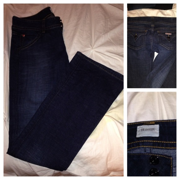 Like new! Hudson bootcut jeans dark wash