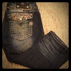 CUTE Miss Me Jean Capris!