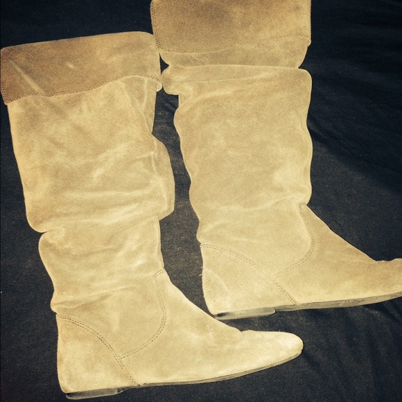 Gianni Bini suede boots.