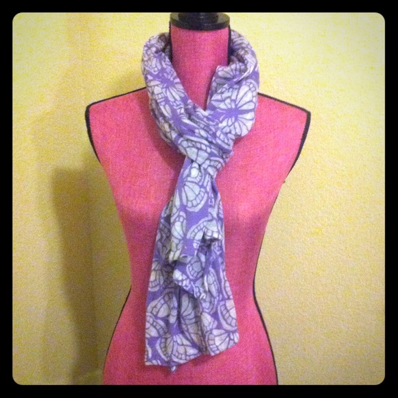 Light Purple and White Scarf