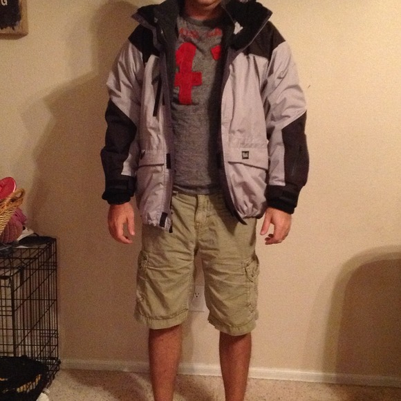 MEN'S LARGE WINTER/SNOW JACKET - Picture 3 of 4