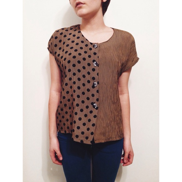 ❌SOLD❌🐱BUNDLED🐱Vintage Mustard Yellow Top