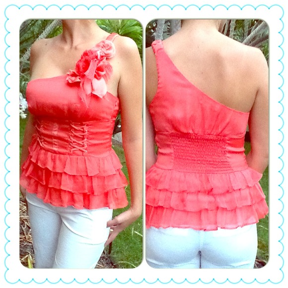 Do and Be Tops - SOLD!!Day or night! This is sure to get attention.