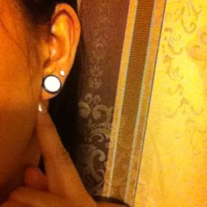 Magnetic white fake gauges