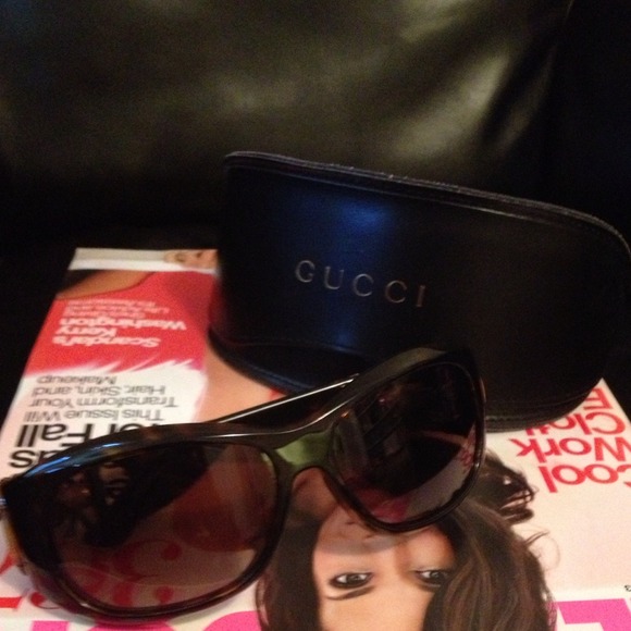 Gucci Sunglasses with bamboo detail