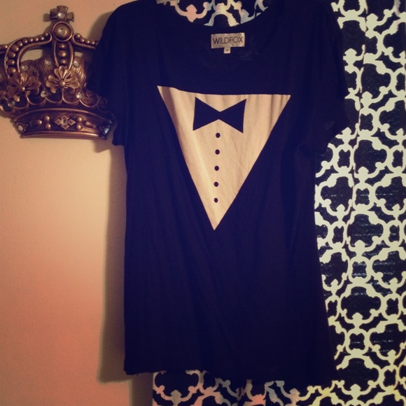 SALE!!! Wildfox Tuxedo Top⚡️