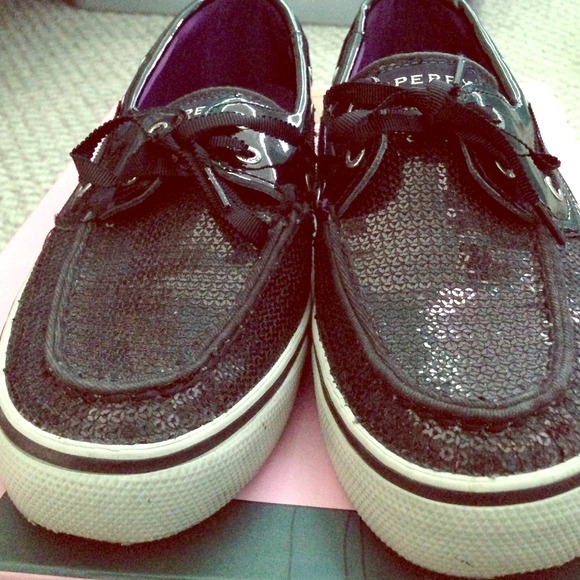 Sold⛄️ - Picture 1 of 3