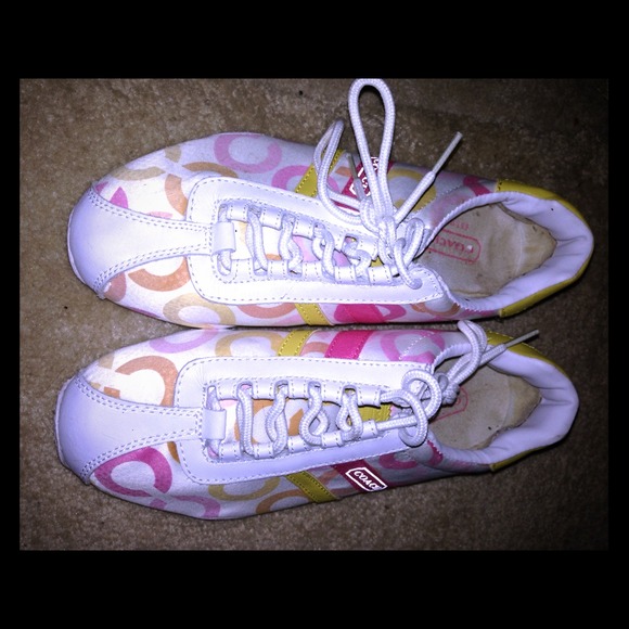 Coach shoes 😍