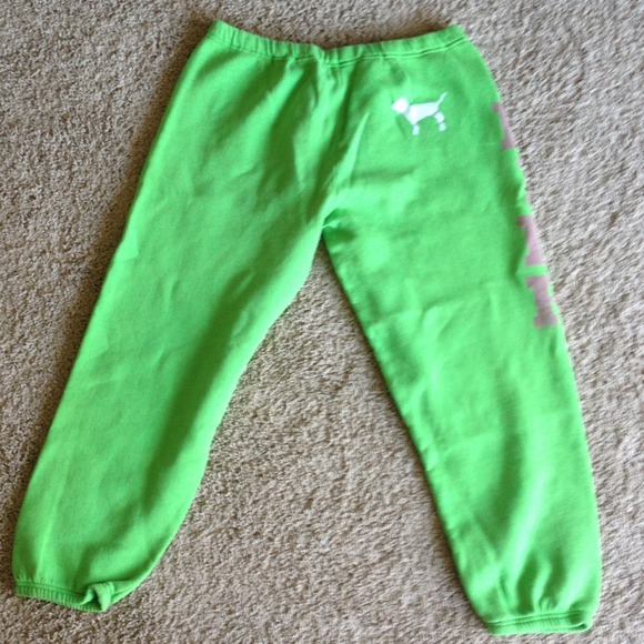 VS pink Capri sweatpants