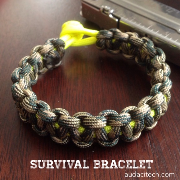 Survival Desert 550 Paracord Handmade Bracelet