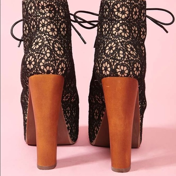 Jeffrey Campbell Lita - Picture 3 of 3