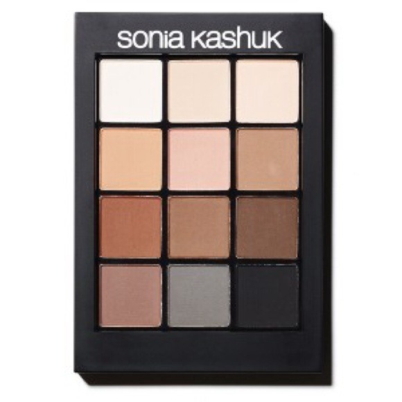 🚫 SOLD 🚫 Sonia Kashunk eye on neutral palette!