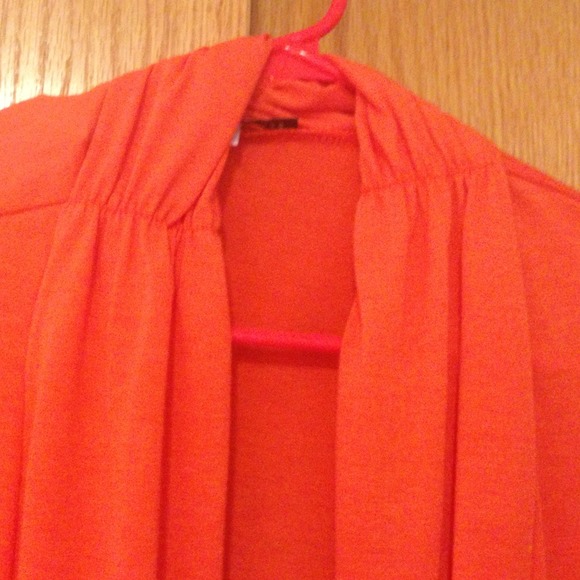 Coral Annalee + Hope cardigan - Picture 4 of 4