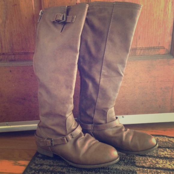 Boots - Beige riding boots