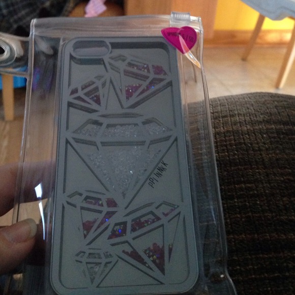 Victoria's Secret iPhone 5 case 🔴 ON HOLD