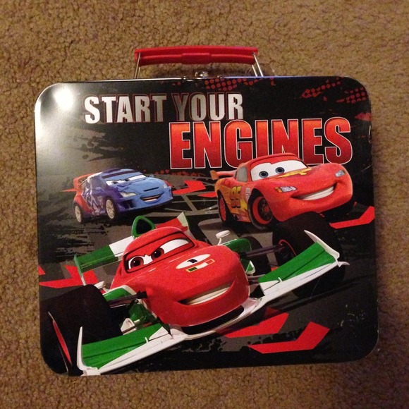 Metal lunch box nwot