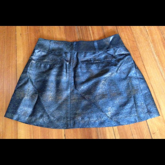 Nanette LePore lyrical lame skirt - Picture 4 of 4