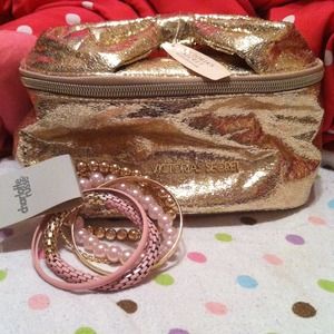 Bundle 😍😍😍😍