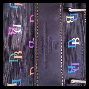 Extra Pics of Dooney and Bourke large It Bag