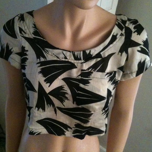 Crop Top - Picture 3 of 3