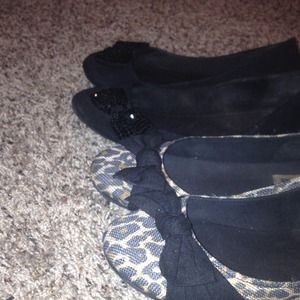 2 pairs of flats!