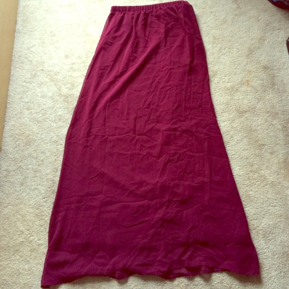 Forever 21 Dresses & Skirts - Maroon Maxi