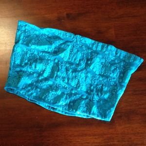 Adorable teal bandeau