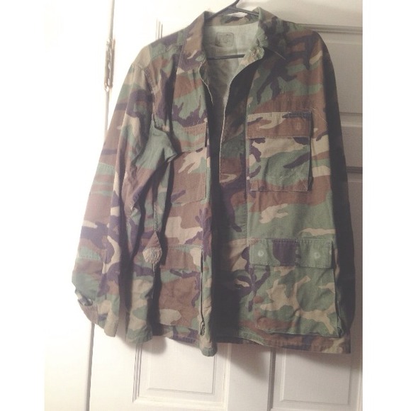 Camo jacket ONLY SELLING - Picture 1 of 4